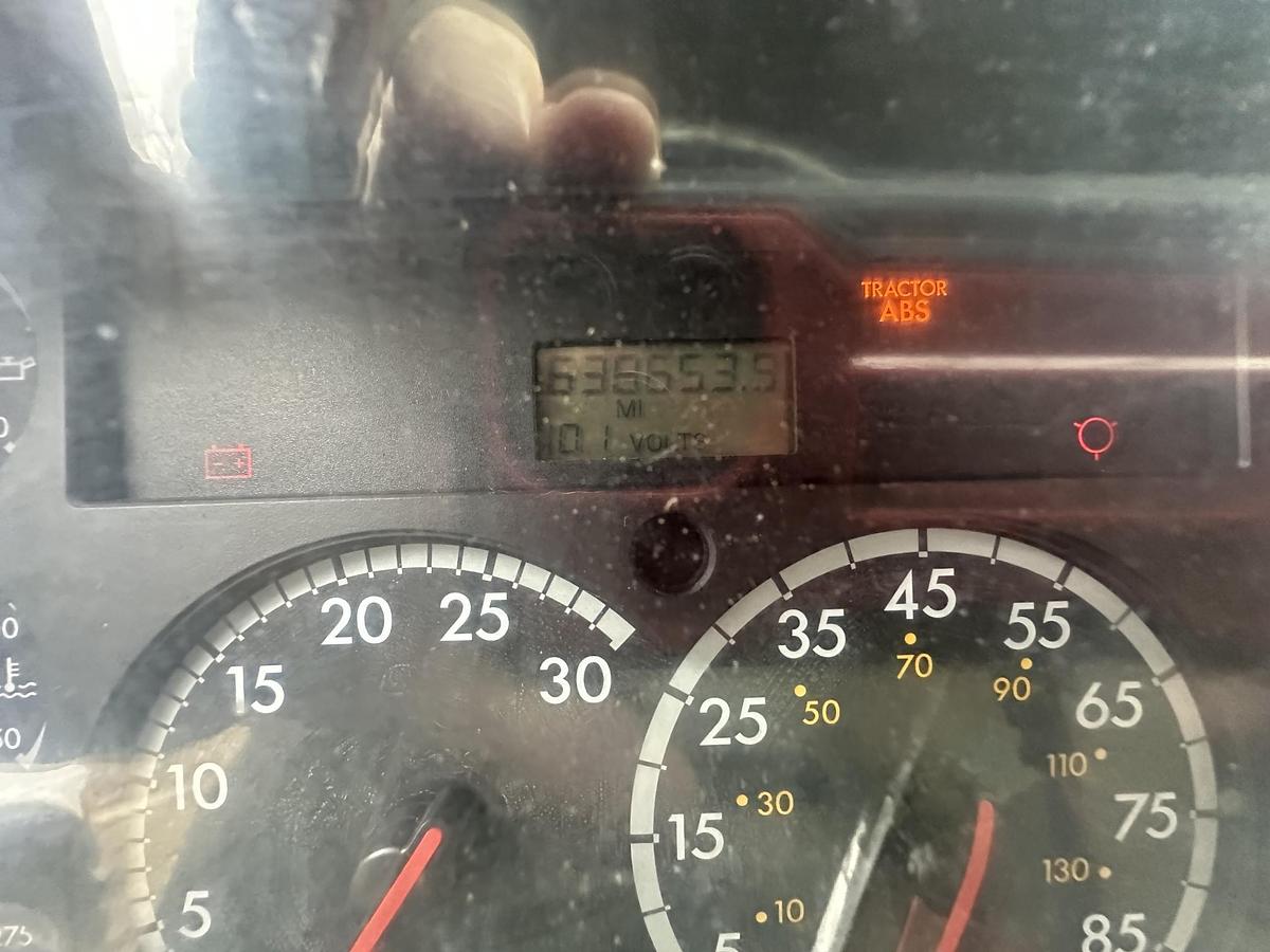 Used 2006 STERLING L9500