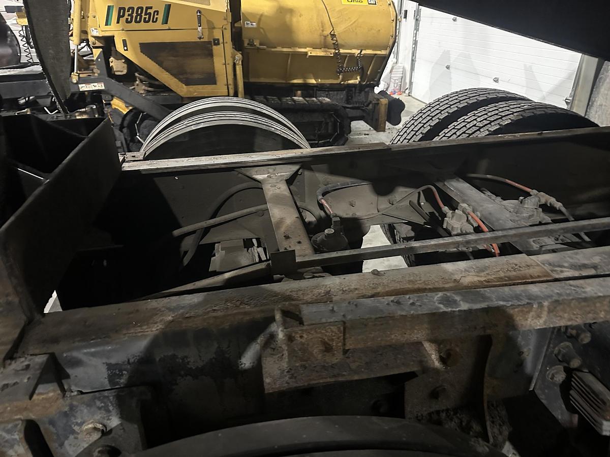 Used 2006 KENWORTH T300