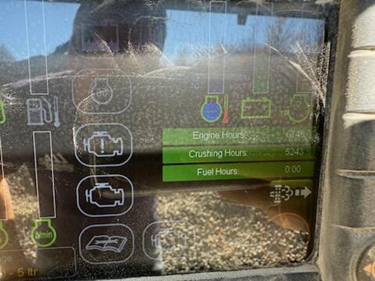 Used 2018 MCCLOSKEY J50 V2