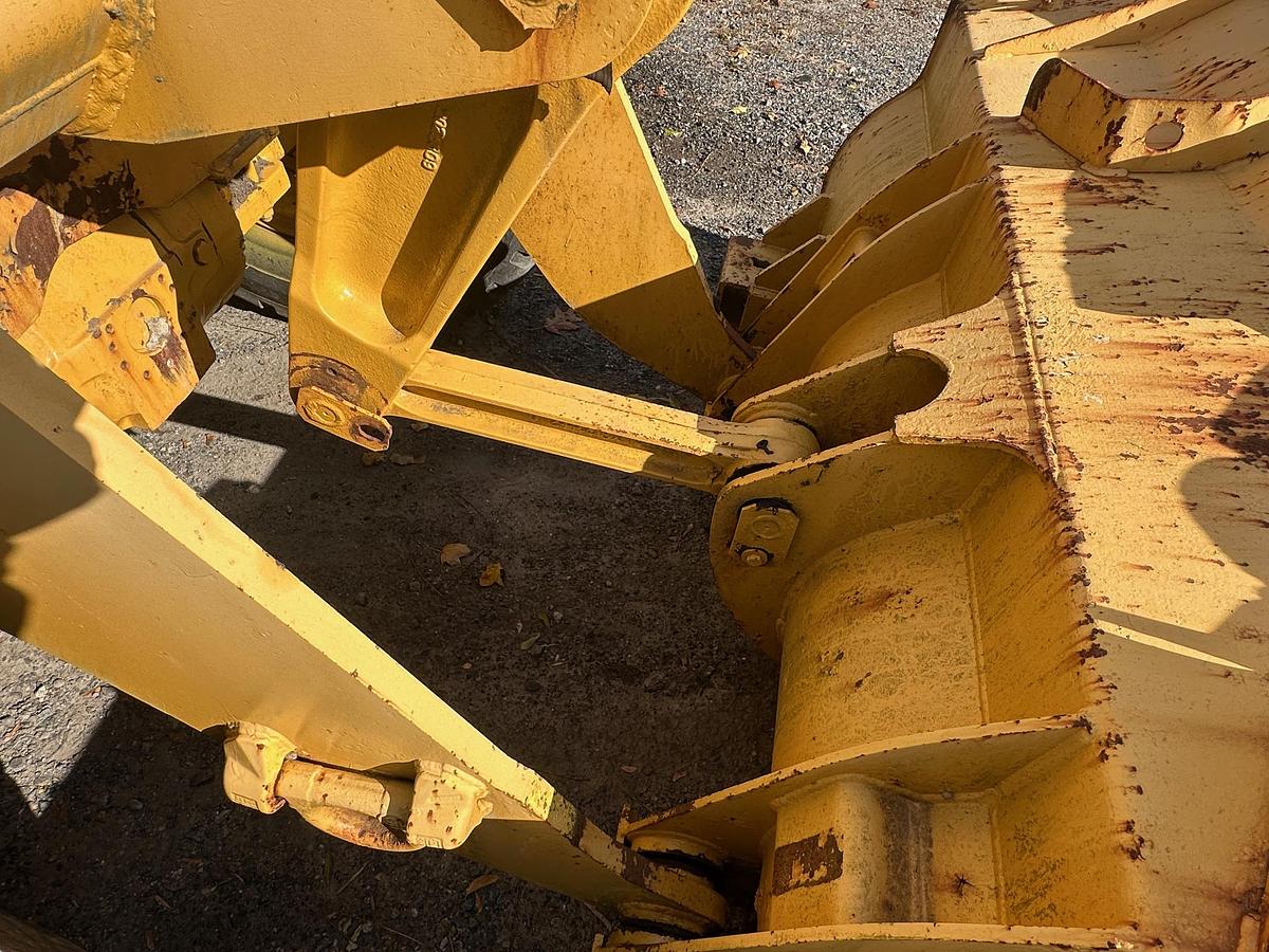 Used 1994 DEERE 444E