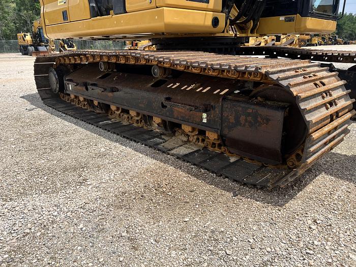 Used 2018 CATERPILLAR 323