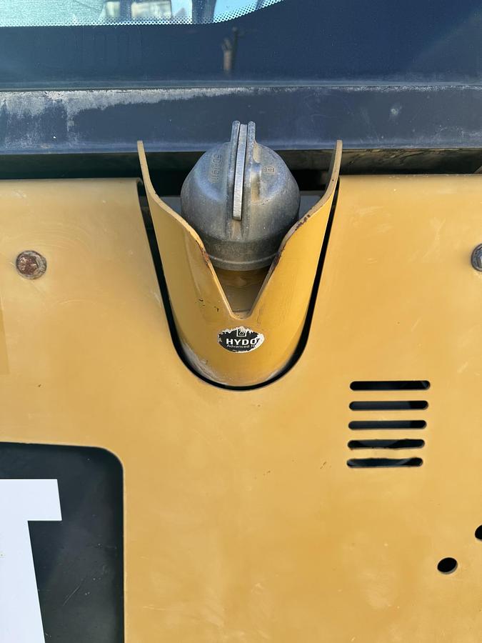 Used 2012 CATERPILLAR D5K2 LGP