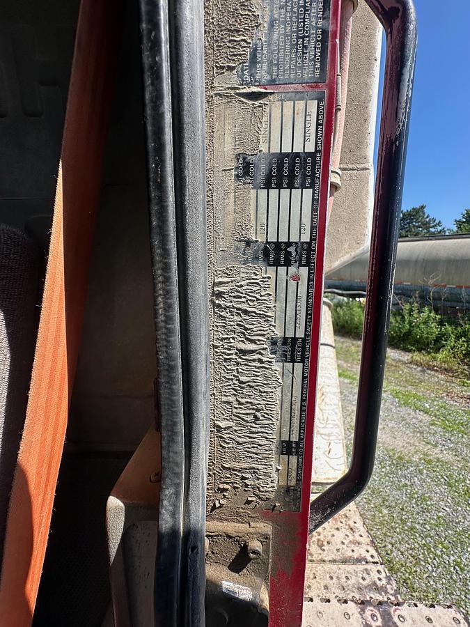 Used 2008 OSHKOSH Front Discharge Mixer