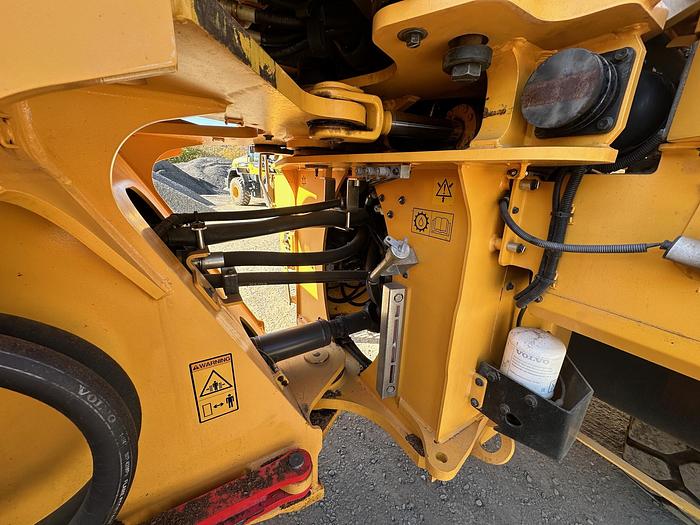 Used 2015 VOLVO L150H