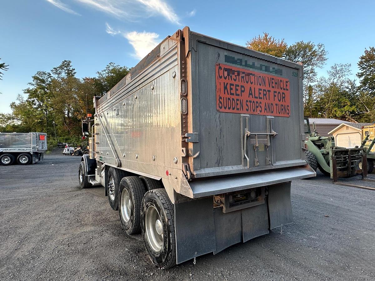 Used 2019 PETERBILT 389L