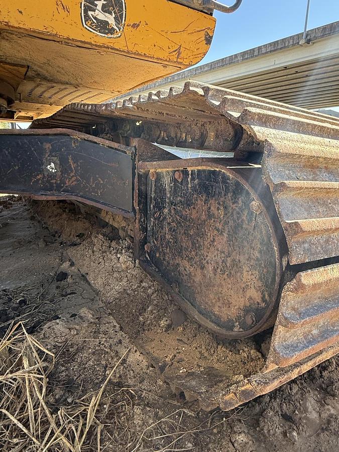 Used 2017 DEERE 210G LC