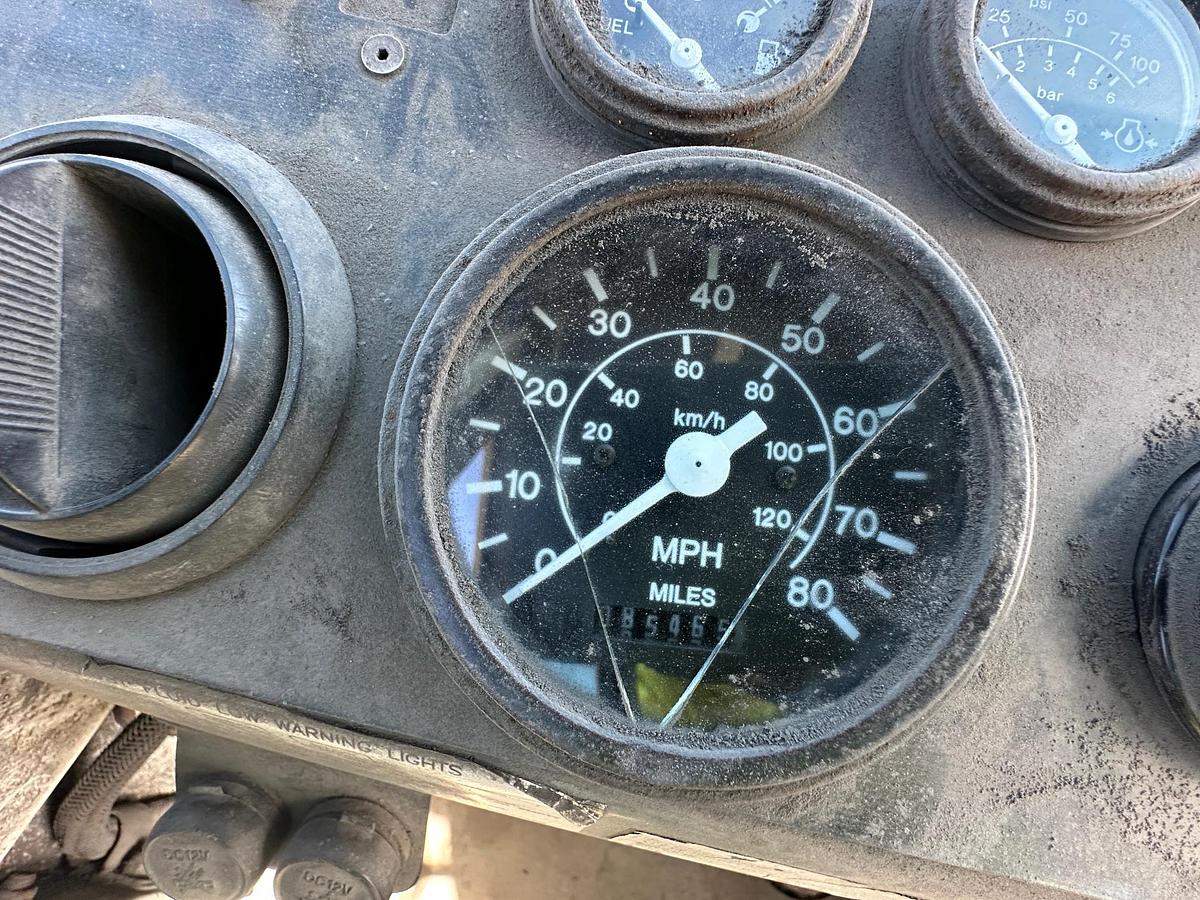 Used 2011 OTTAWA Yard Spotter