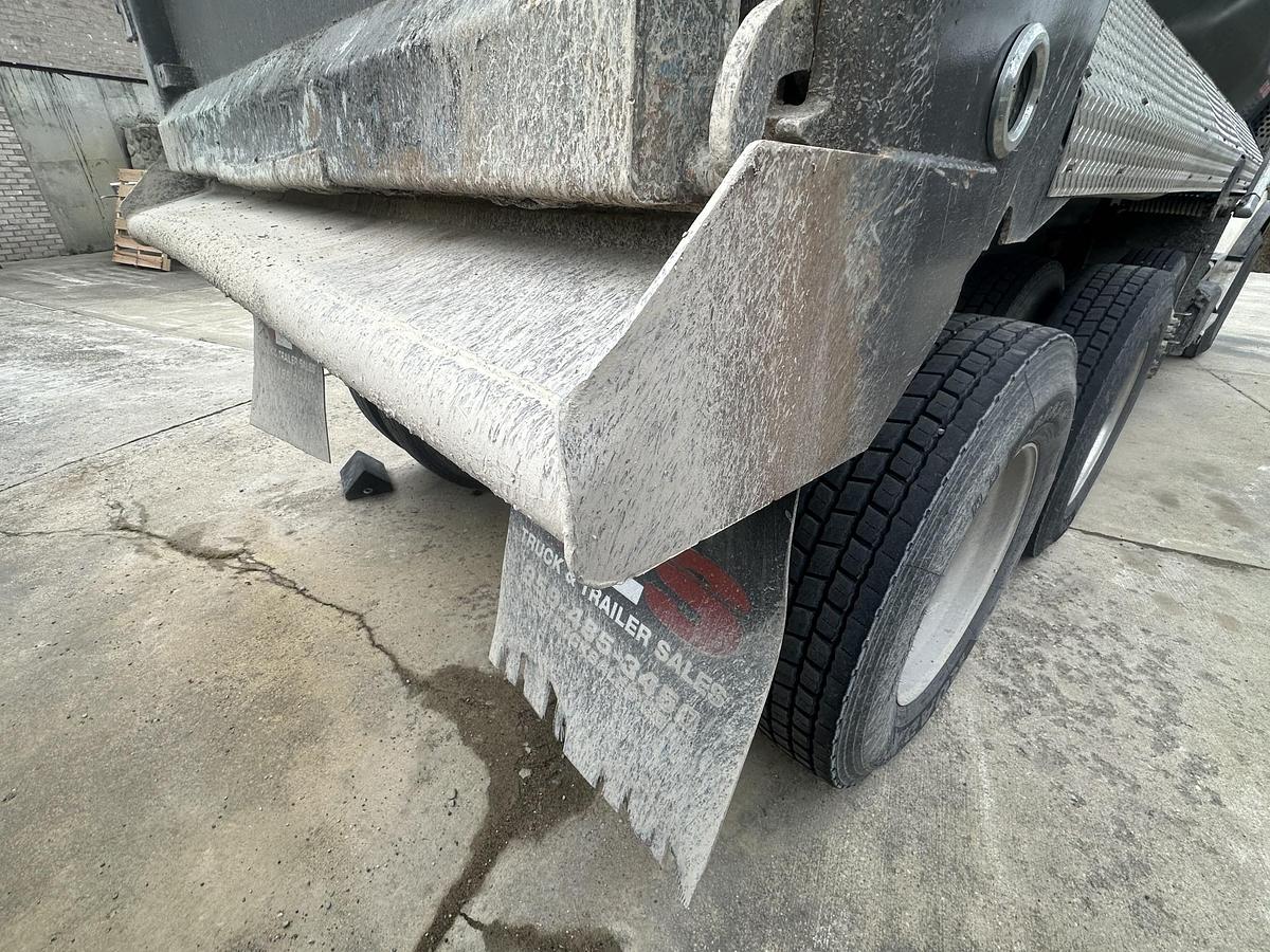 Used 2015 KENWORTH T800