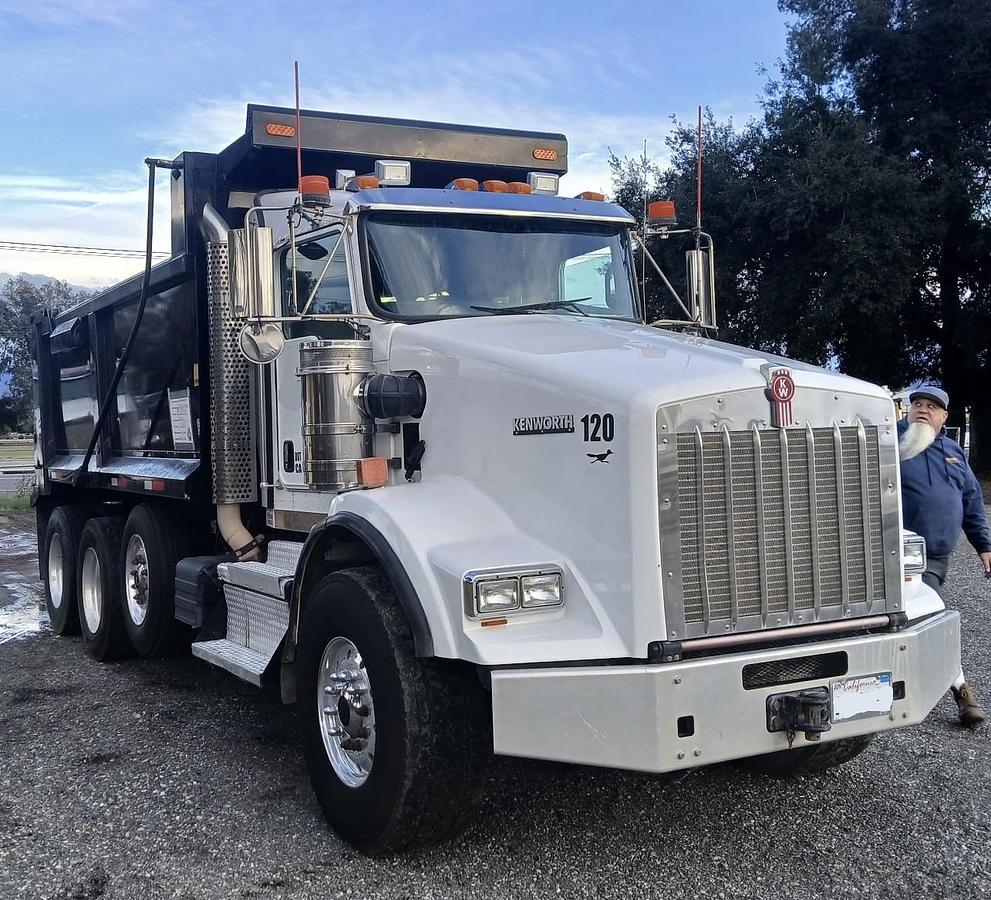 Used 2020 KENWORTH T800