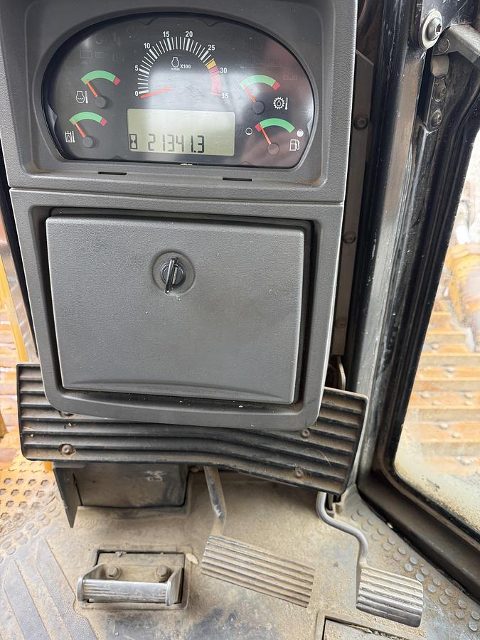 Used 2009 CATERPILLAR D8T