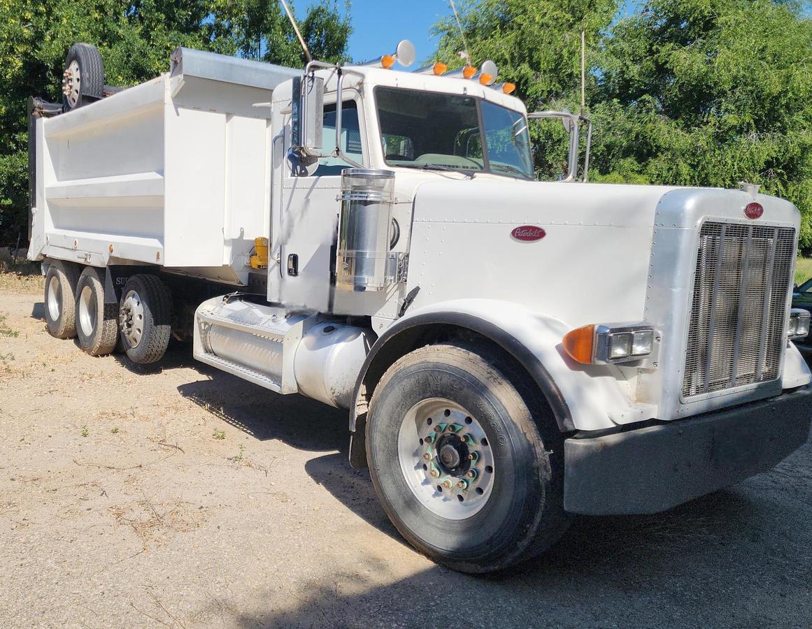 Used 2007 PETERBILT 379 Super Dump HD