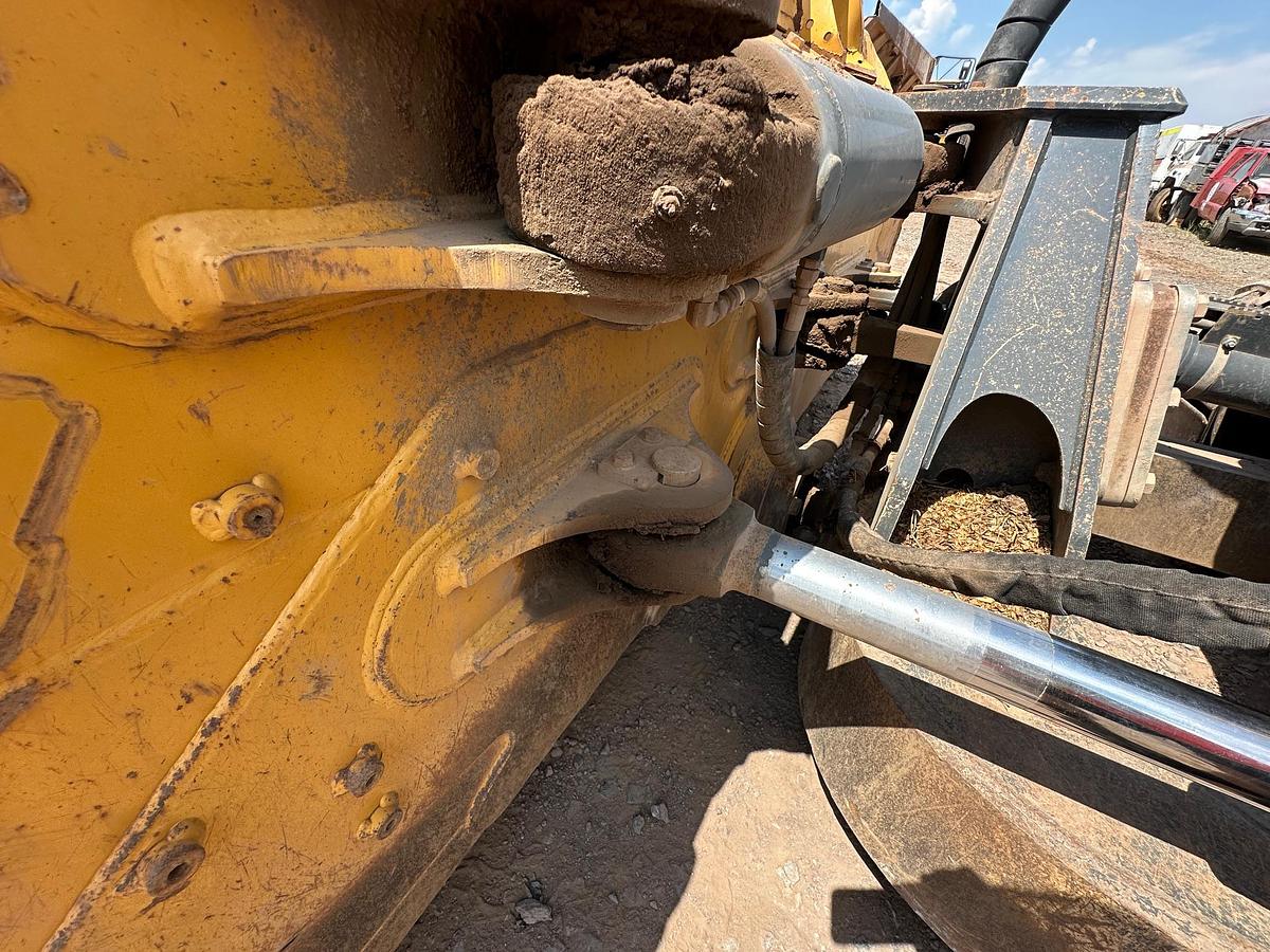 Used 2018 DEERE 850K WLT