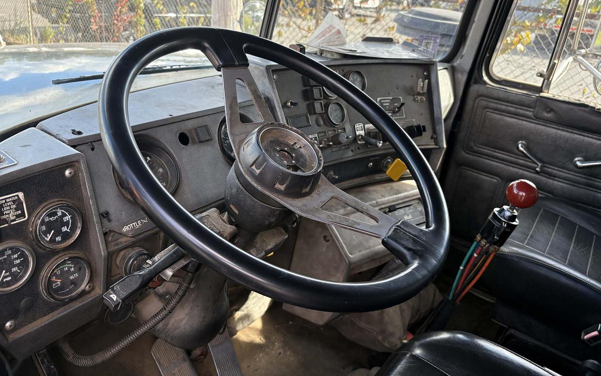 Used 1997 MACK RD688SX