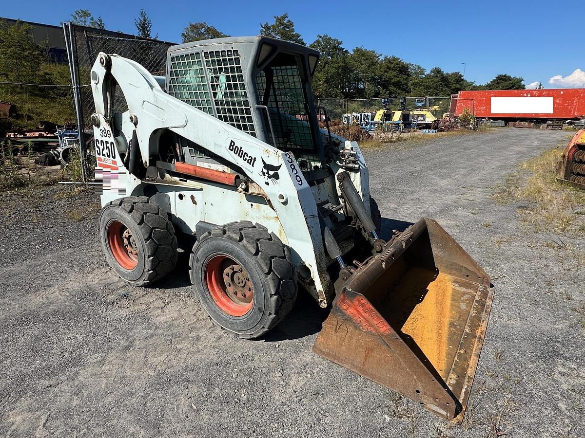 Used 2002 BOBCAT S250