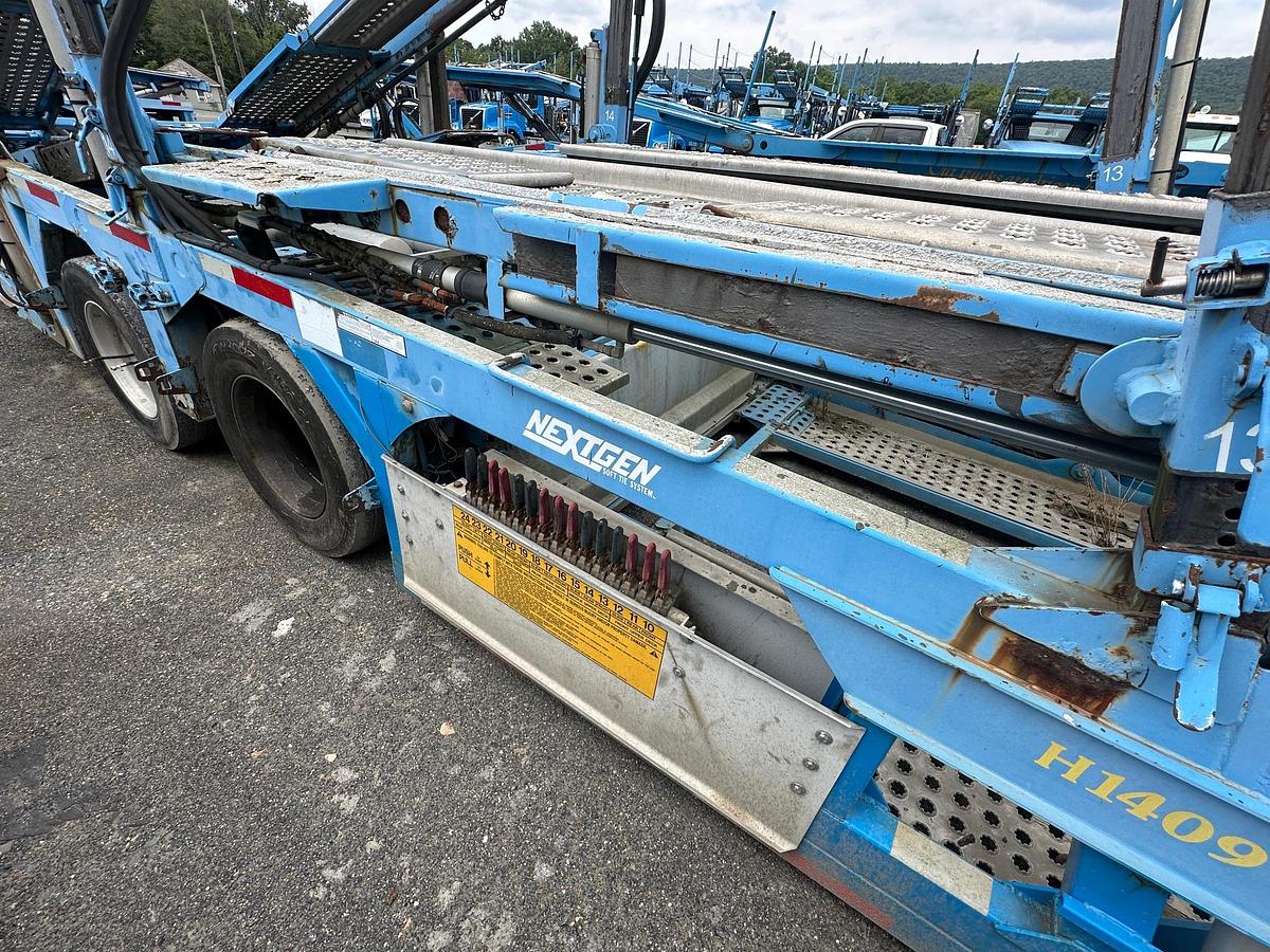 Used 2014 VOLVO VAH64430 Car Hauler