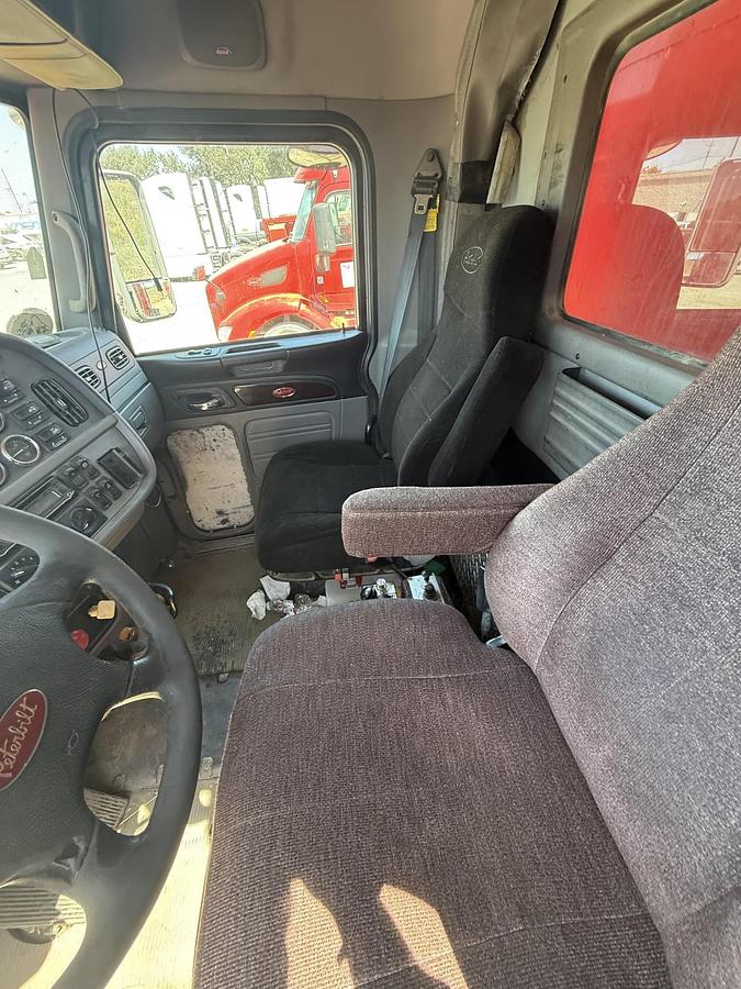 Used 2013 PETERBILT 386