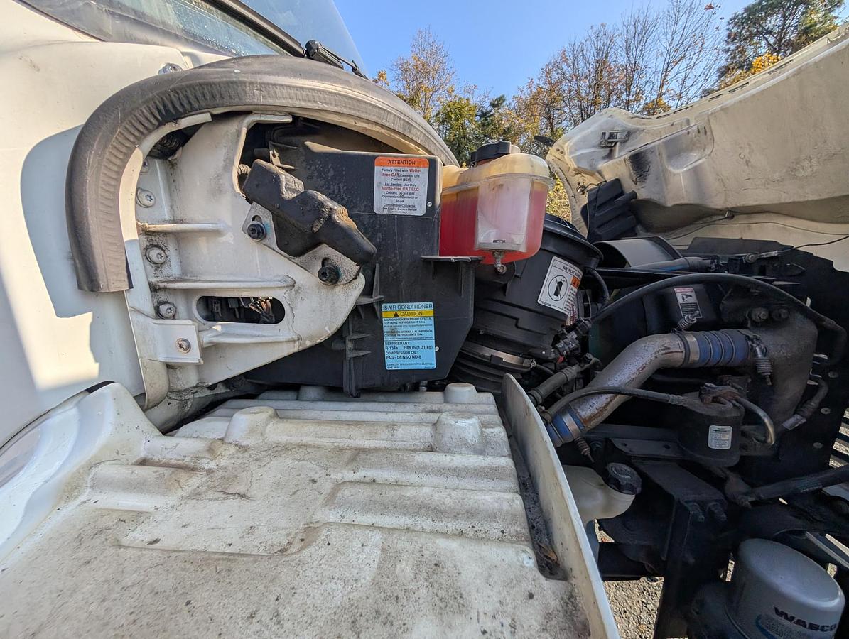 Used 2017 FREIGHTLINER M2 106