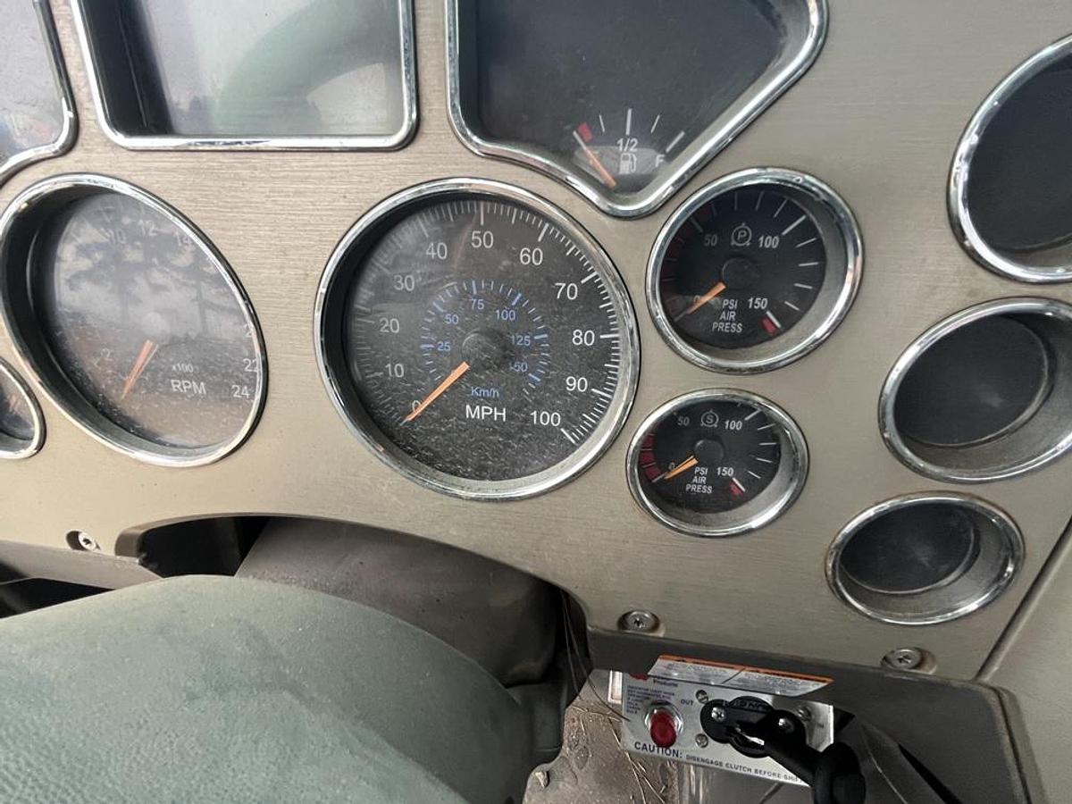 Used 2009 MACK CXU 613