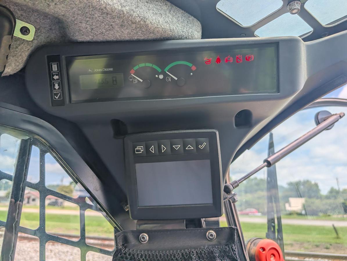 Used 2020 DEERE 325G