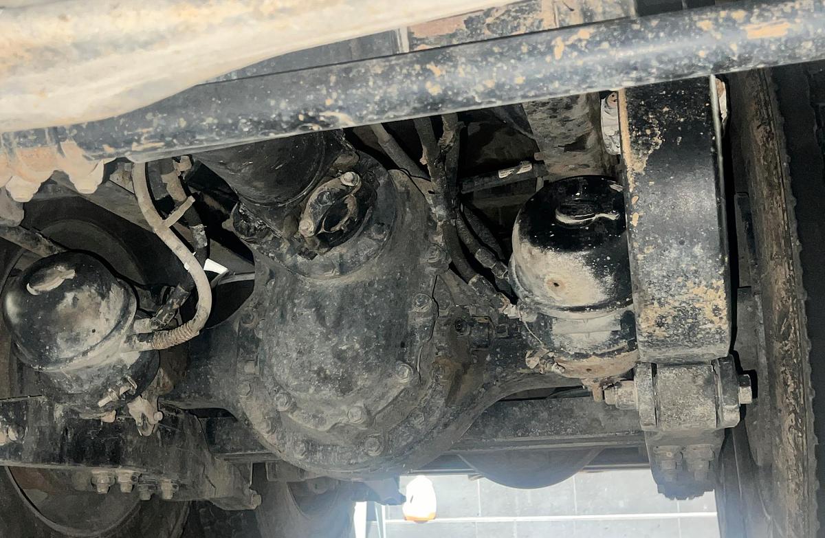 Used 2012 PETERBILT 388 Dump truck