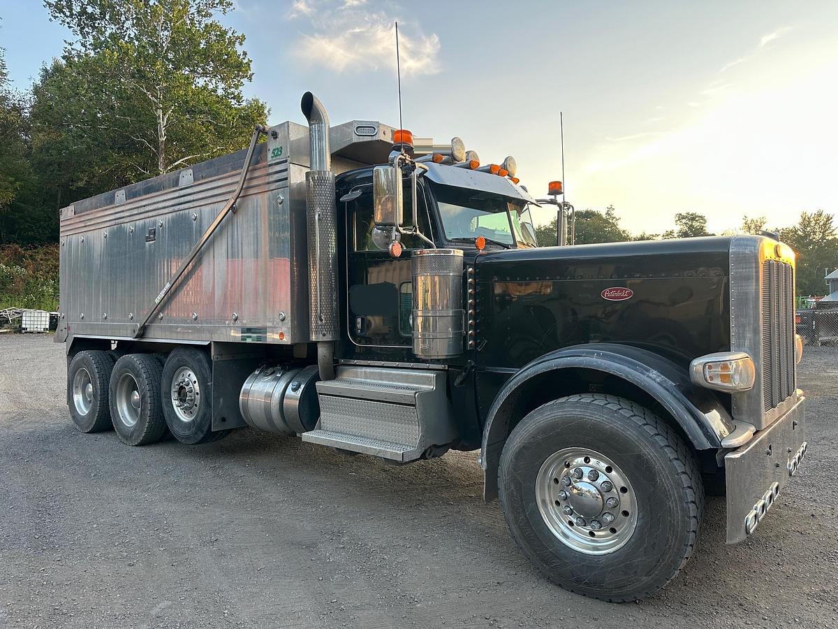 Used 2019 PETERBILT 389L