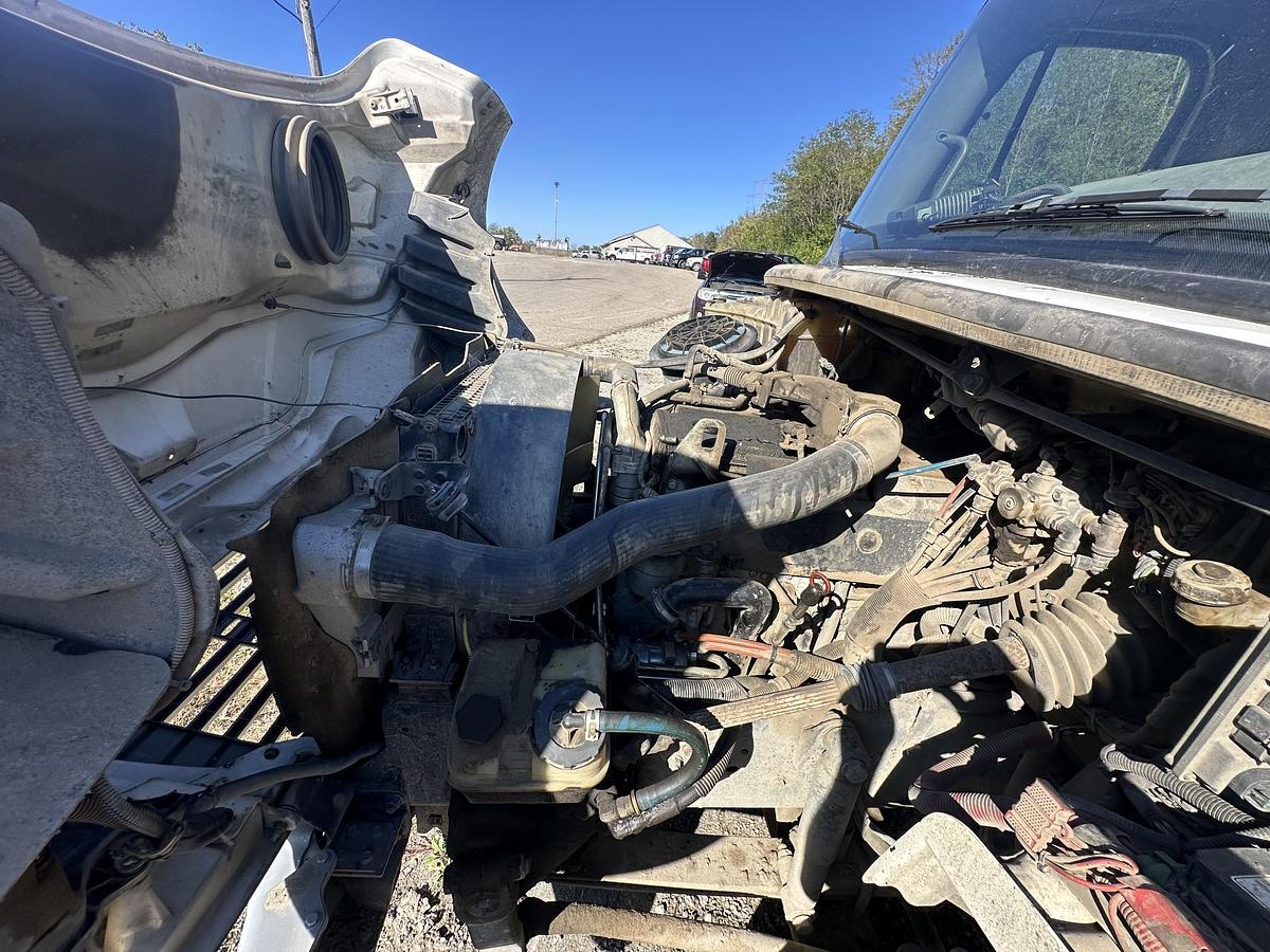 Used 2007 FREIGHTLINER M2 106