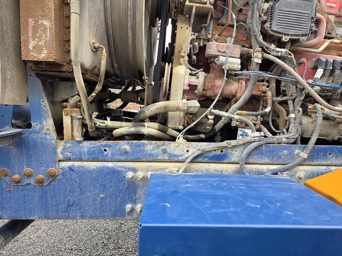 Used 2008 OSHKOSH Front Discharge