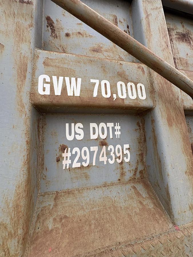 Used 2006 MACK Granite CV713