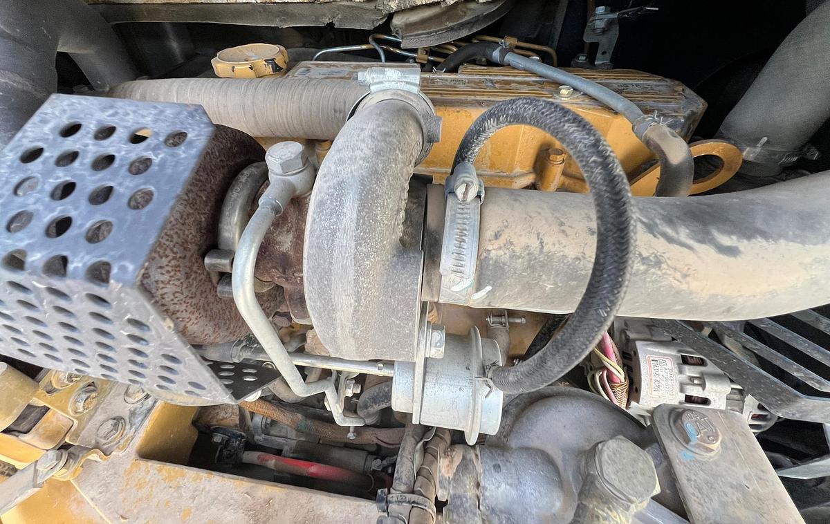 Used 2004 CATERPILLAR 305Cr