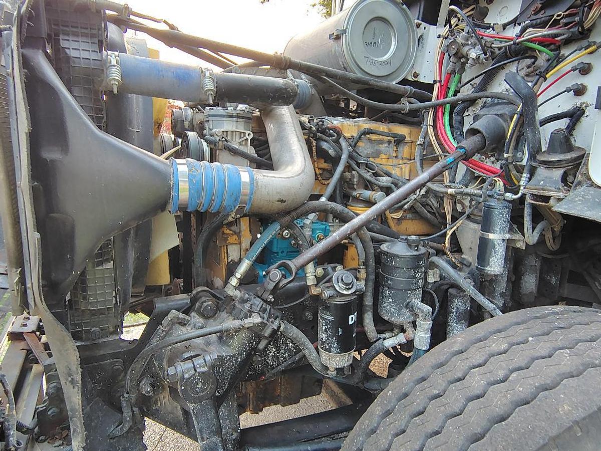 Used 1999 FREIGHTLINER 5-Axle