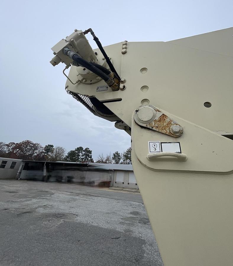 Used 2008 NATIONAL 900A