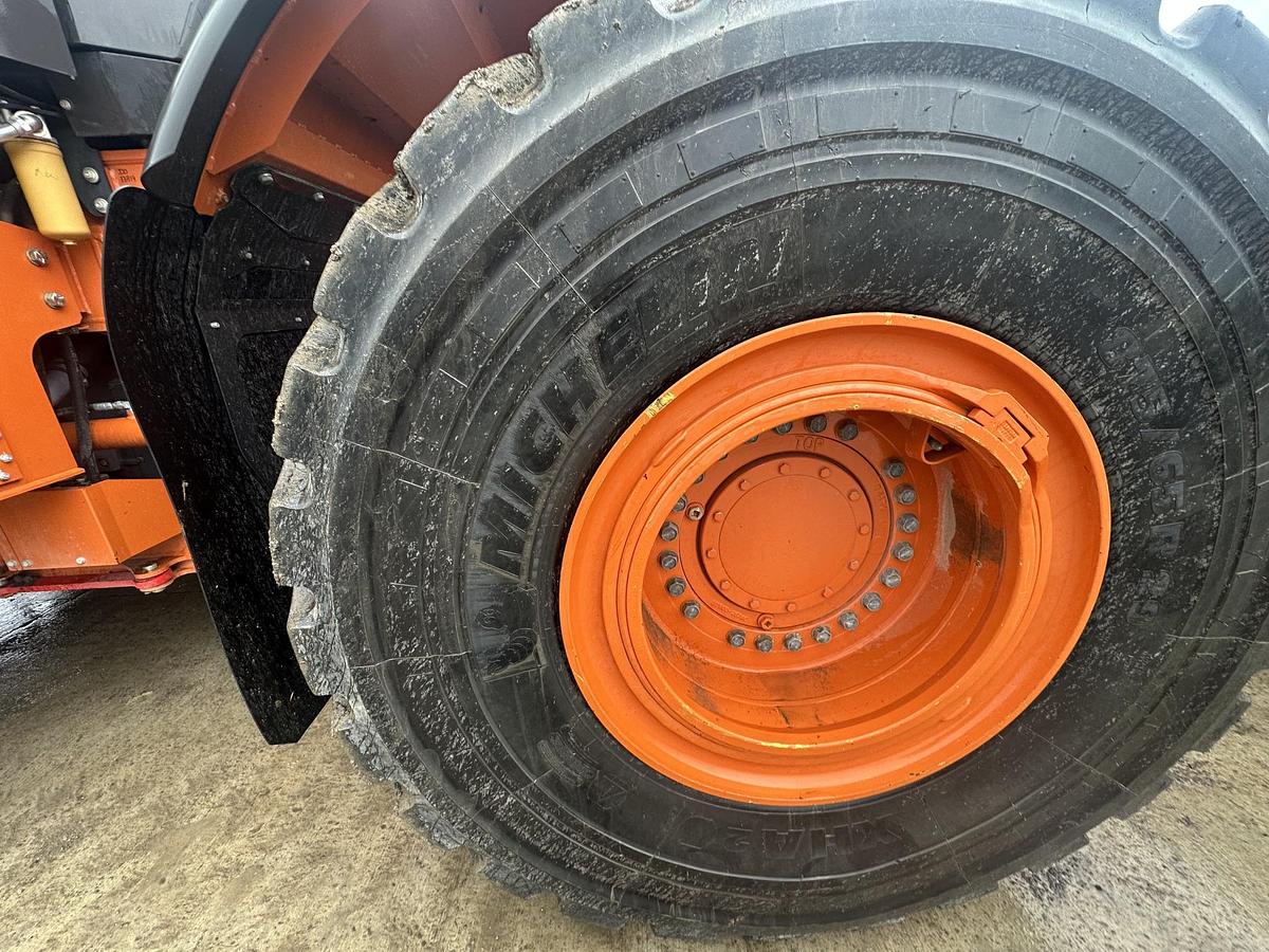 Used 2021 HITACHI ZW370-6HC