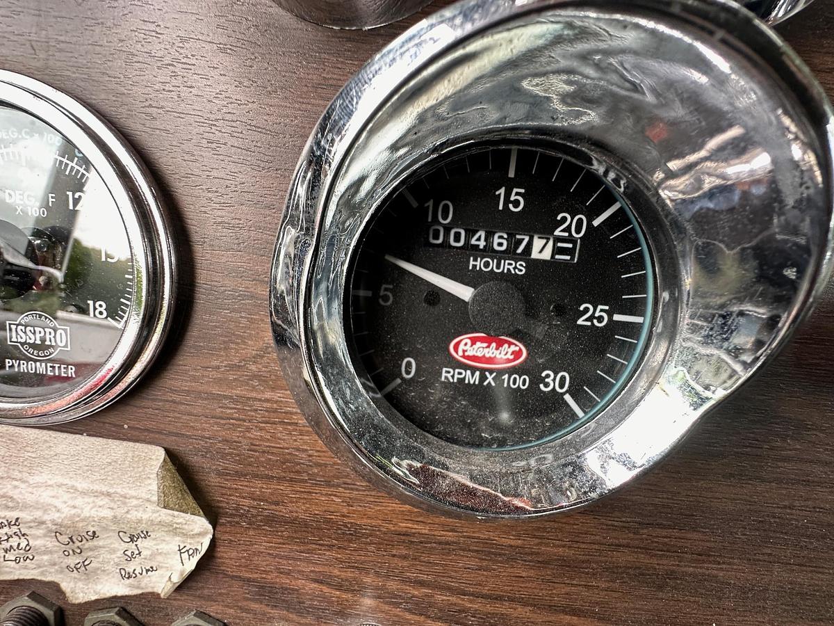 Used 1984 PETERBILT 359