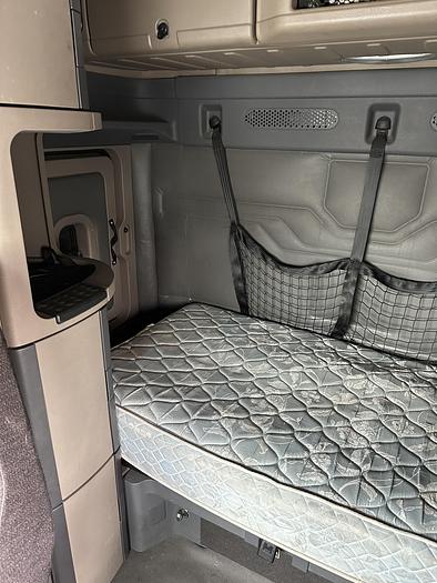 Used 2015 FREIGHTLINER Cascadia 125
