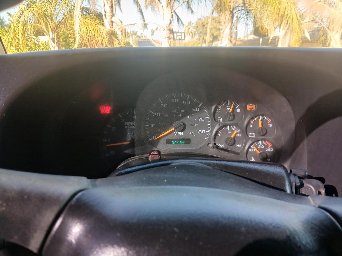 Used 2004 CHEVROLET C7500