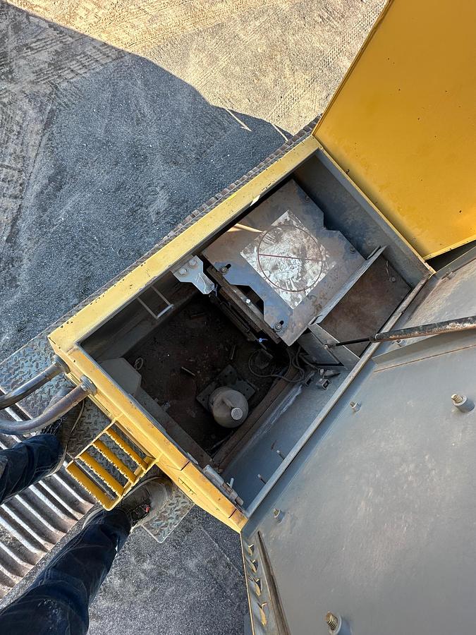 Used 2009 DEERE 450D LC