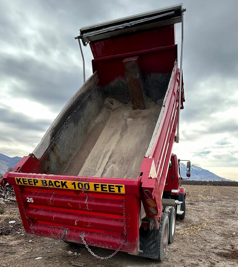 Used 2013 FREIGHTLINER 108SD Dump Truck