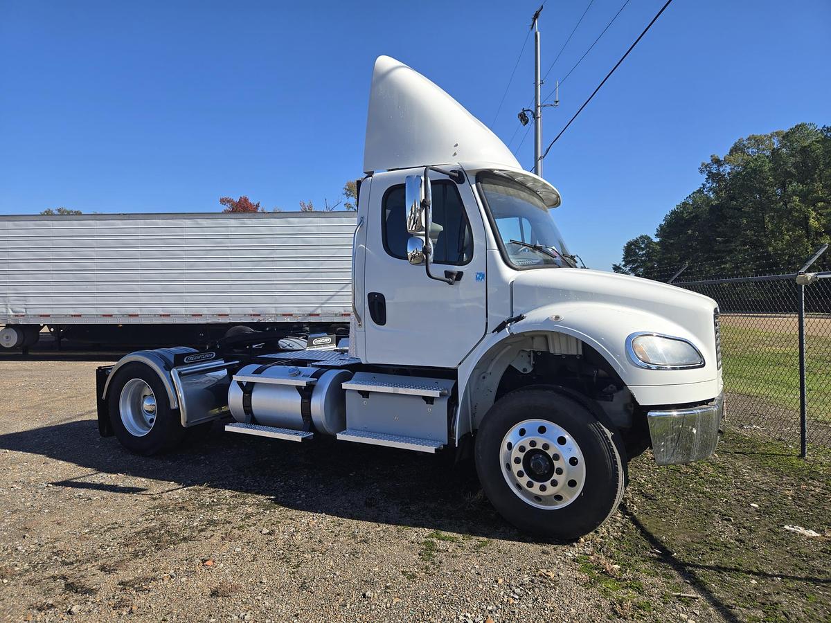 Used 2020 FREIGHTLINER Business Class M2 106