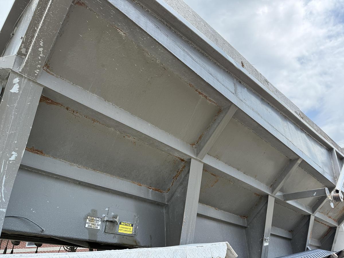 Used 2005 STERLING LT9500