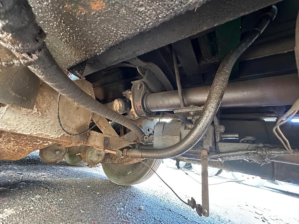 Used 1990 MACK RB688S