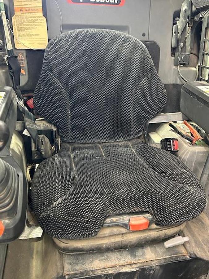 Used 2022 BOBCAT T76