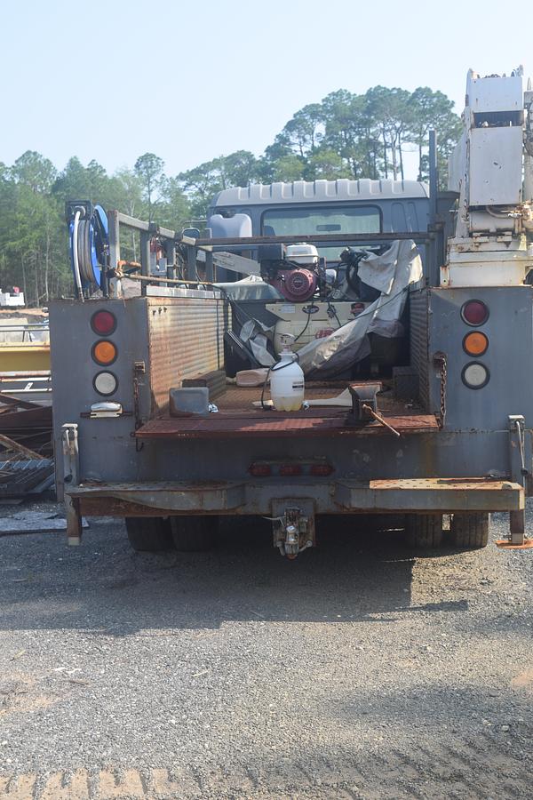 Used 2001 GMC WT5500