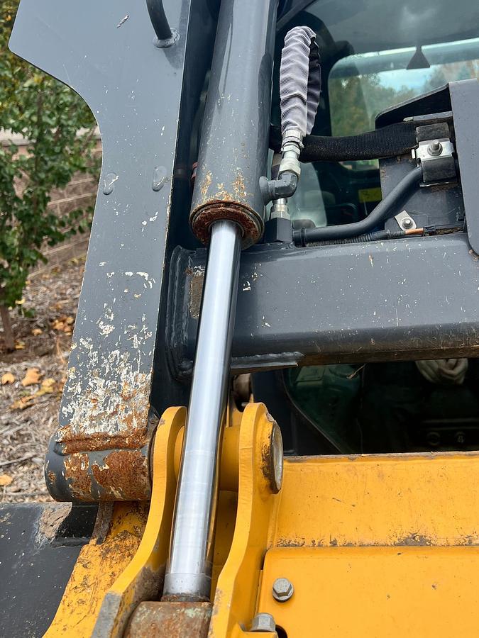 Used 2022 DEERE 317G