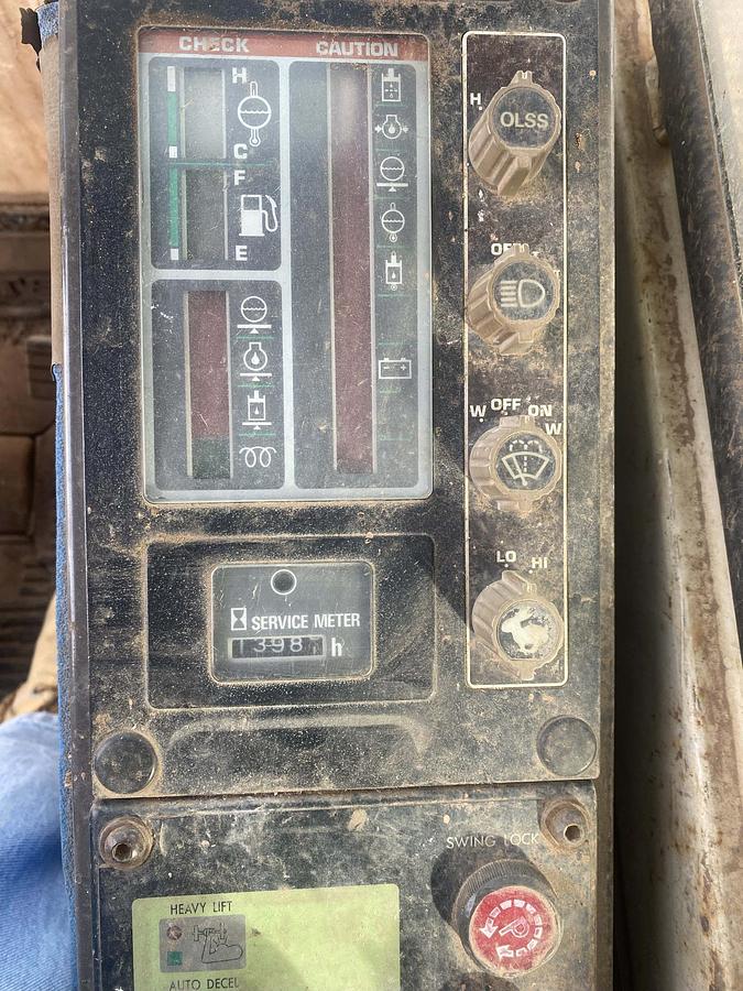 Used KOMATSU DRESSER PC650LC-5