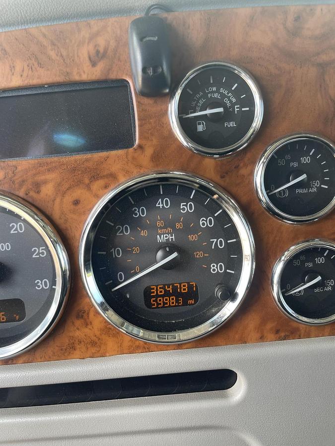 Used 2008 PETERBILT 388