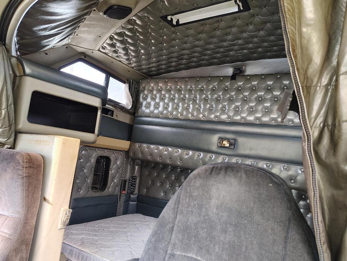 Used 1999 KENWORTH W900L