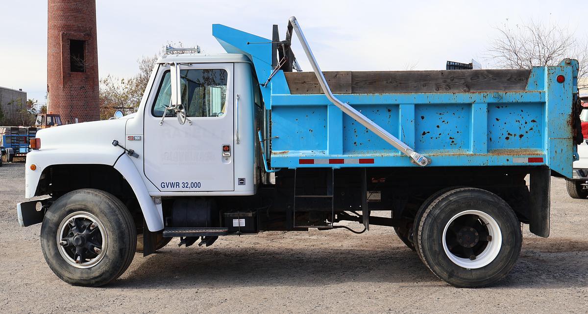 Used 1988 INTERNATIONAL 1954