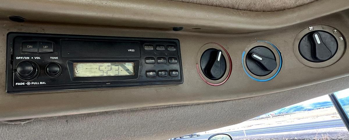 Used 2004 CASE IH MXM130