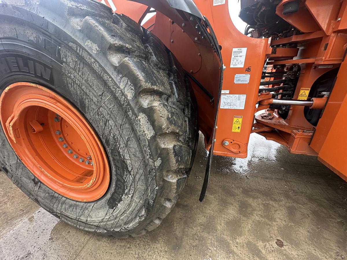 Used 2021 HITACHI ZW370-6HC