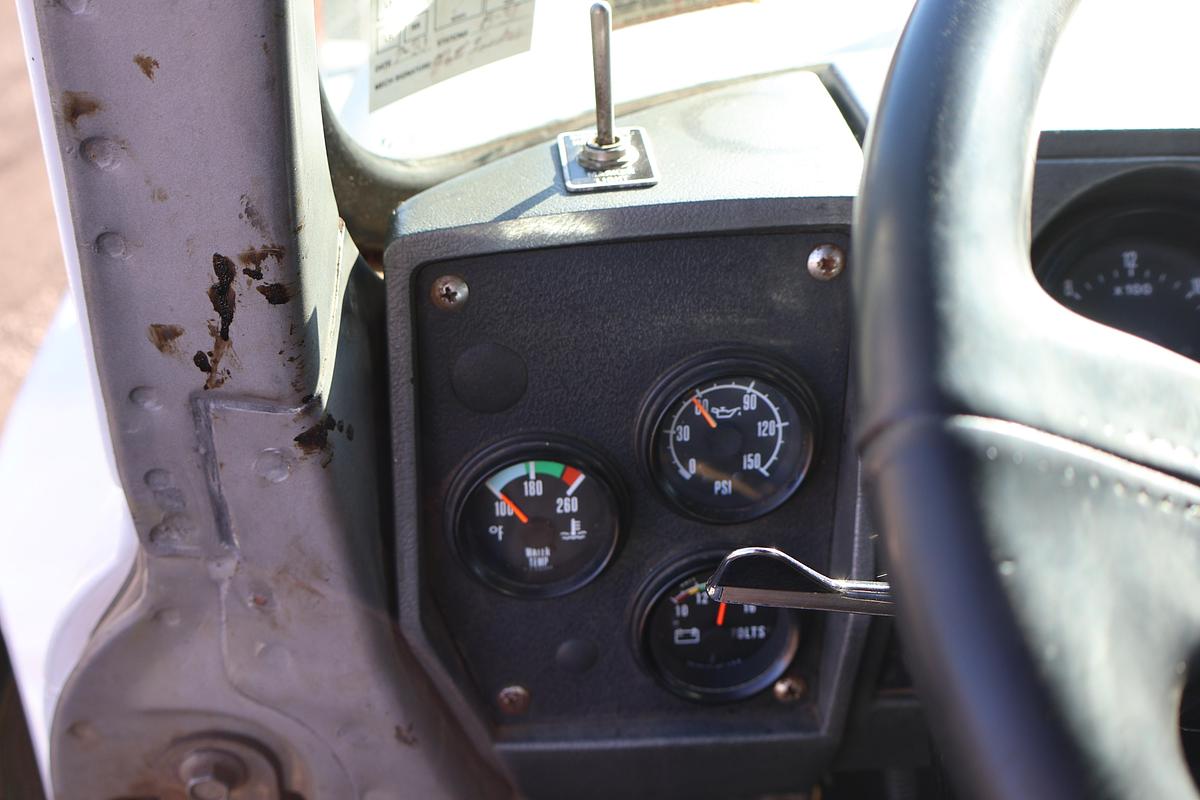 Used 1996 MACK RD690S